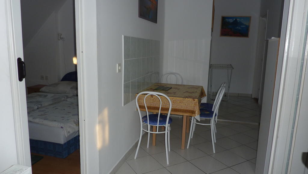 Apartamento Bridgehaus Balatonfüred Habitación foto