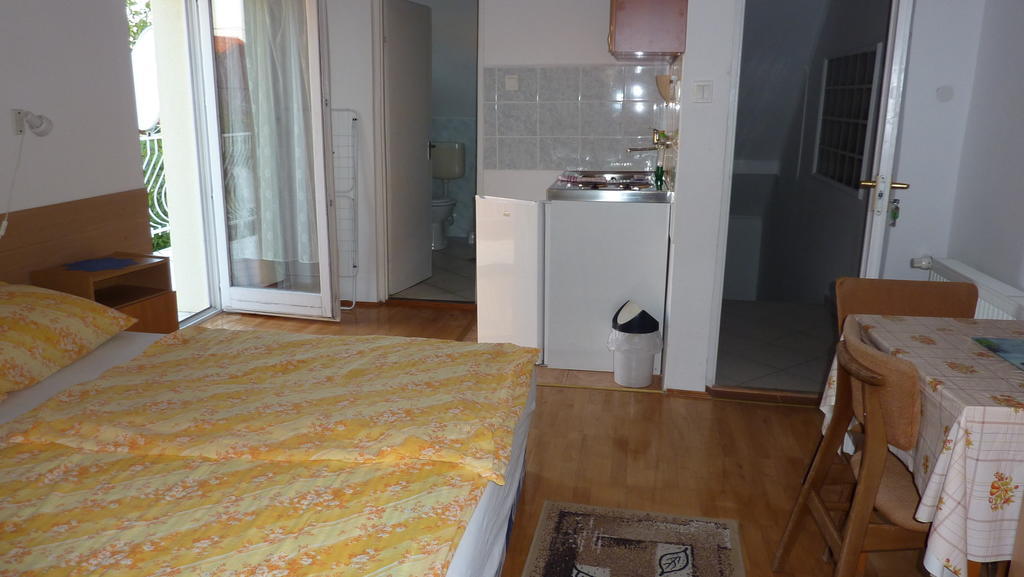 Apartamento Bridgehaus Balatonfüred Habitación foto
